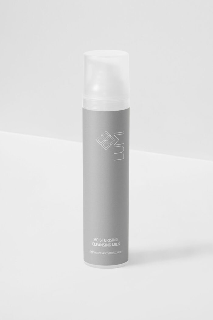 LUMI Niisutav näopuhastuspiim 50ml/100ml. See toode koorib ja niisutab nahka. Sobib kõikidele nahatüüpidele.